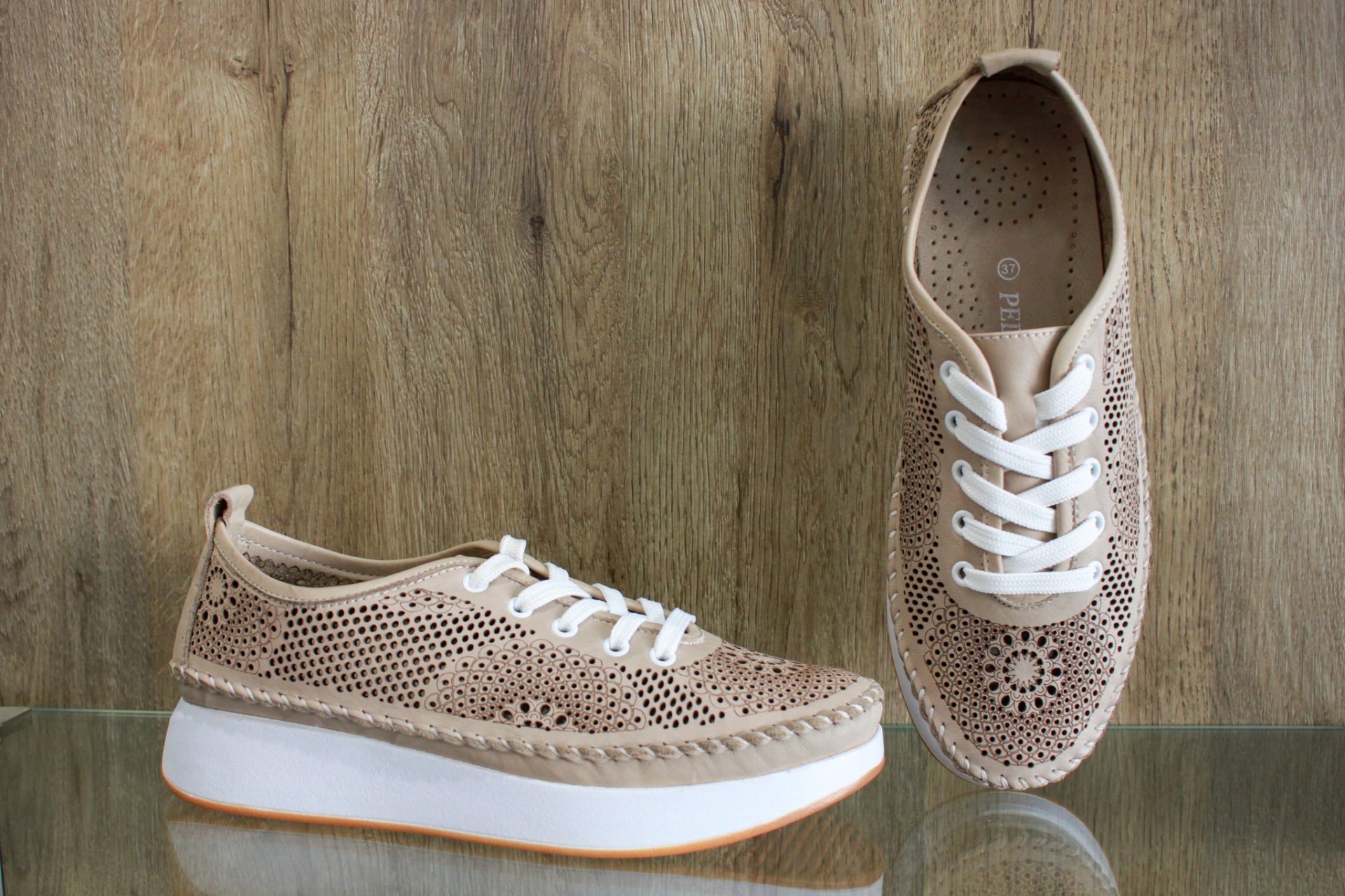 baskets et lacets