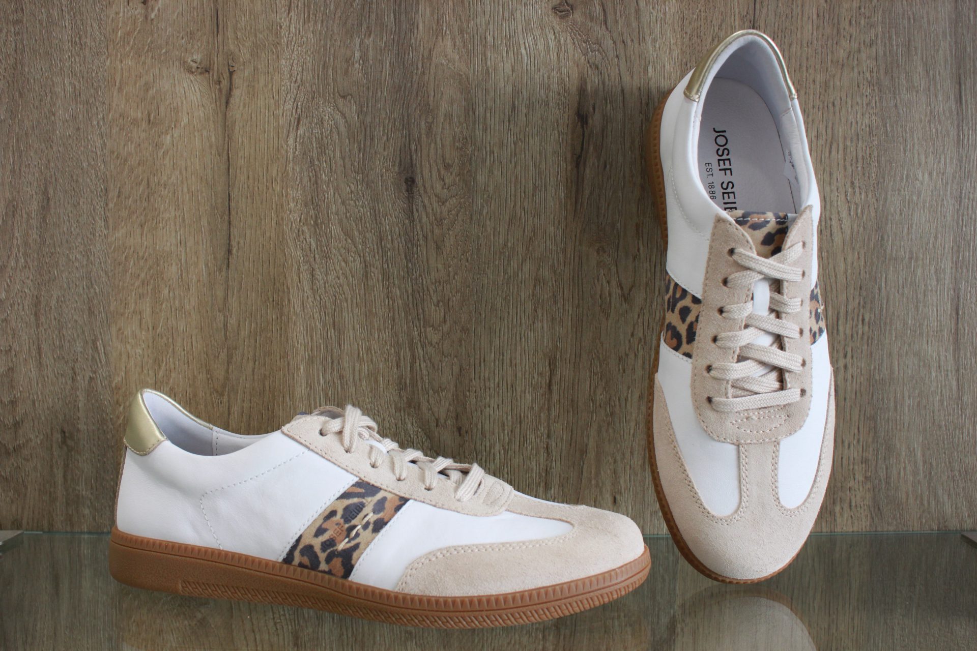 baskets et lacets